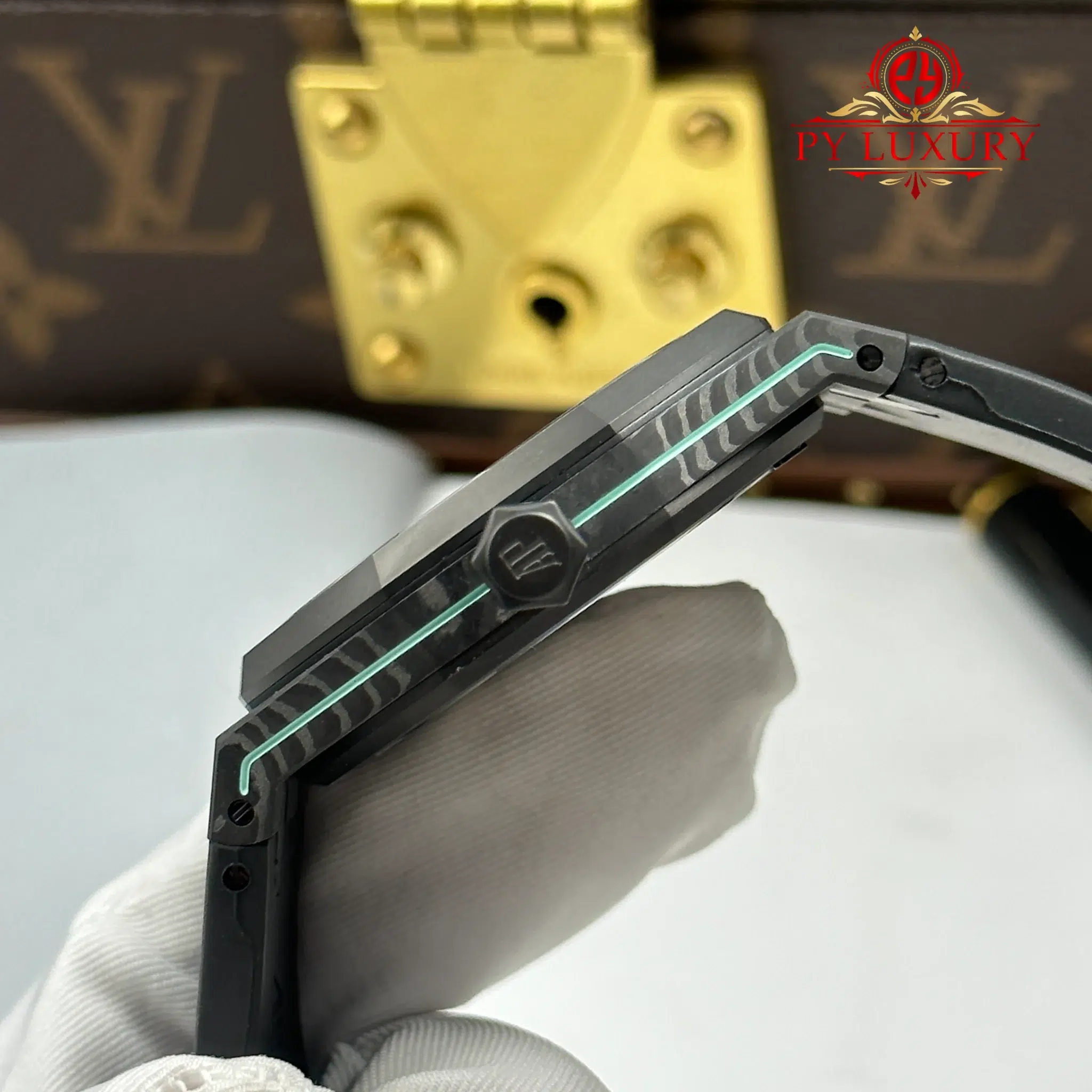 Audemars Piguet Royal Oak 15500ST DiW Voidline Aqua Carbon Fiber Rubber Strap - 10