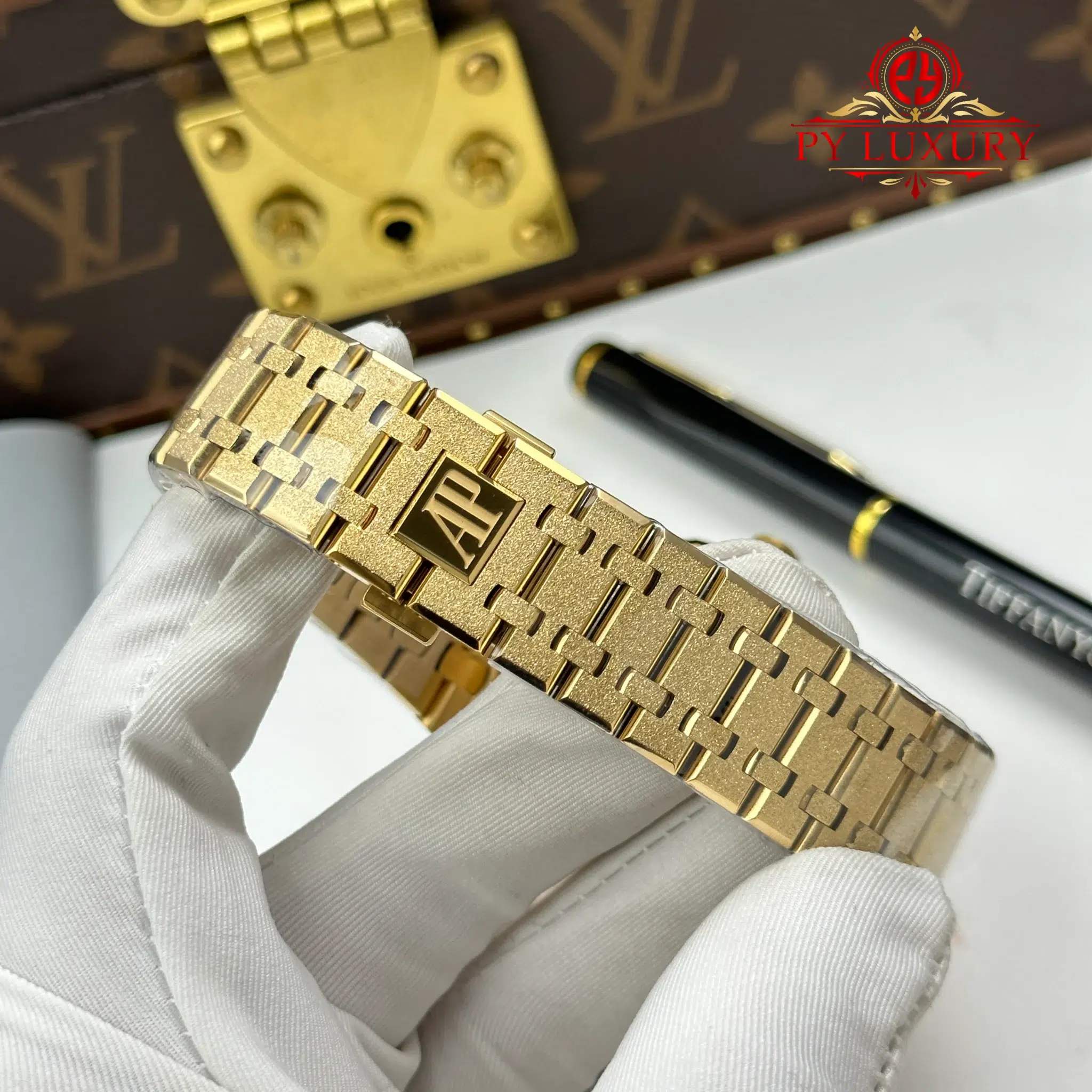 Audemars Piguet Royal Oak Openworked 15412BA Rainbow Frosted Yellow Gold - 13