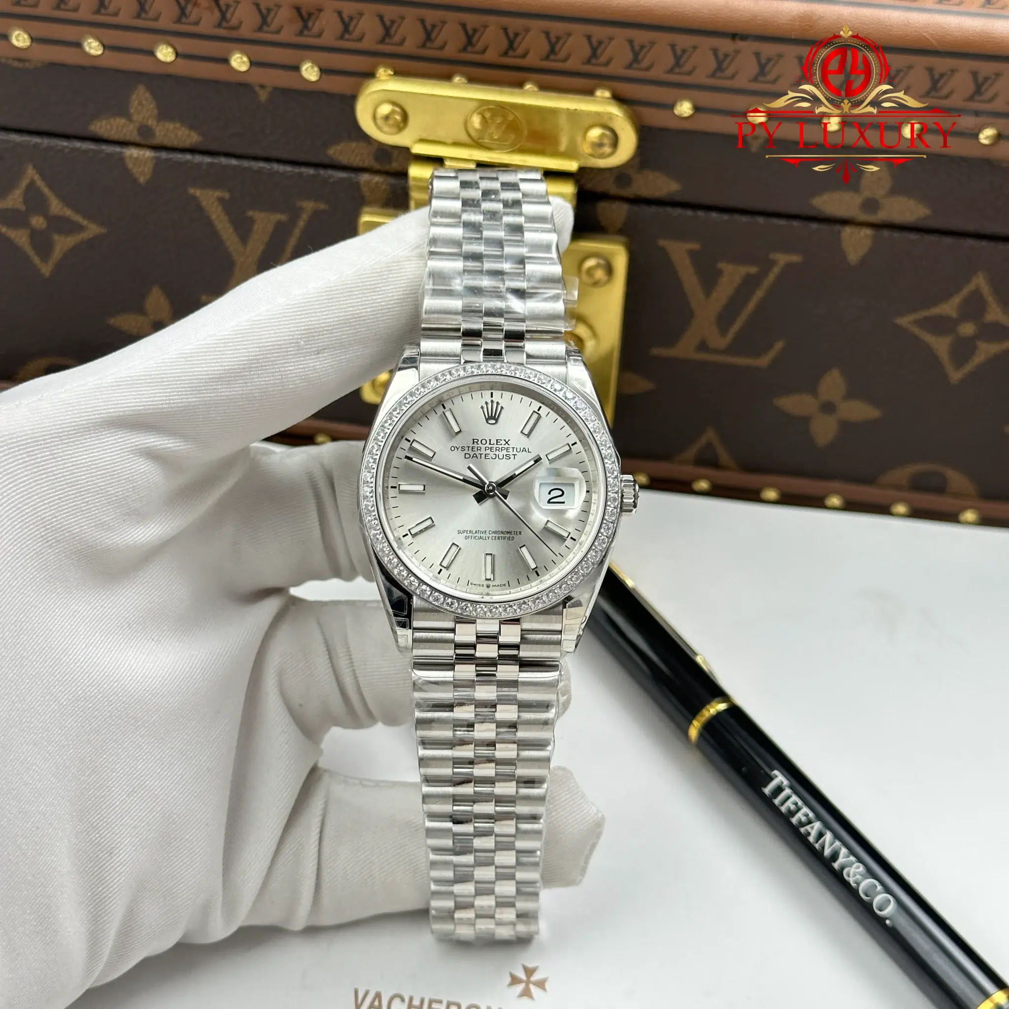 Rolex Datejust 126284RBR-0005 Silver Dial Diamond Bezel Jubilee Bracelet - 1 Rolex Datejust 126284RBR-0005 Silver Dial Diamond Bezel Jubilee Bracelet 1:1 Best Replica VSF 36mm