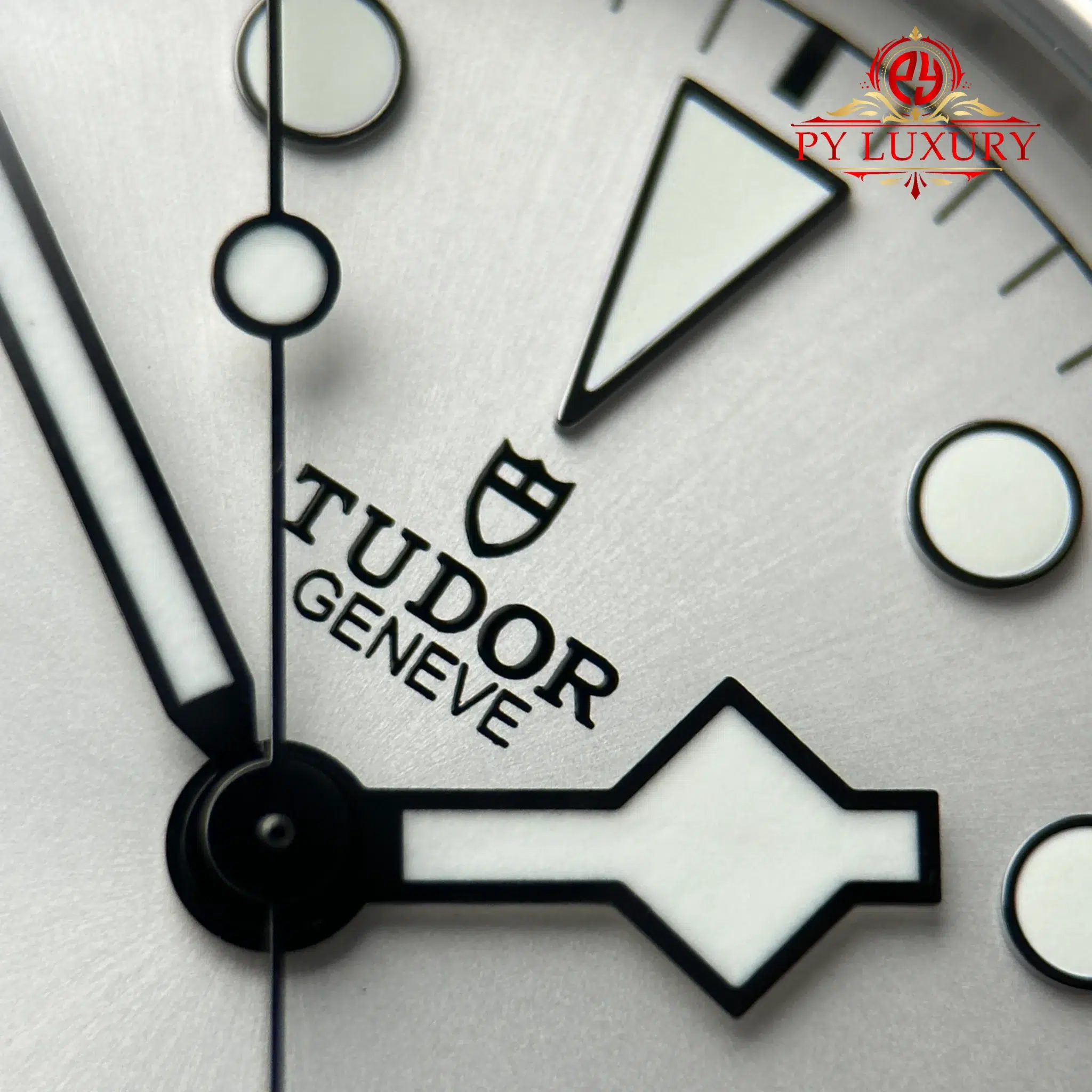 Tudor Black Bay 68 M7943A1A0NU-0002 Silver Dial Best Replica - 6