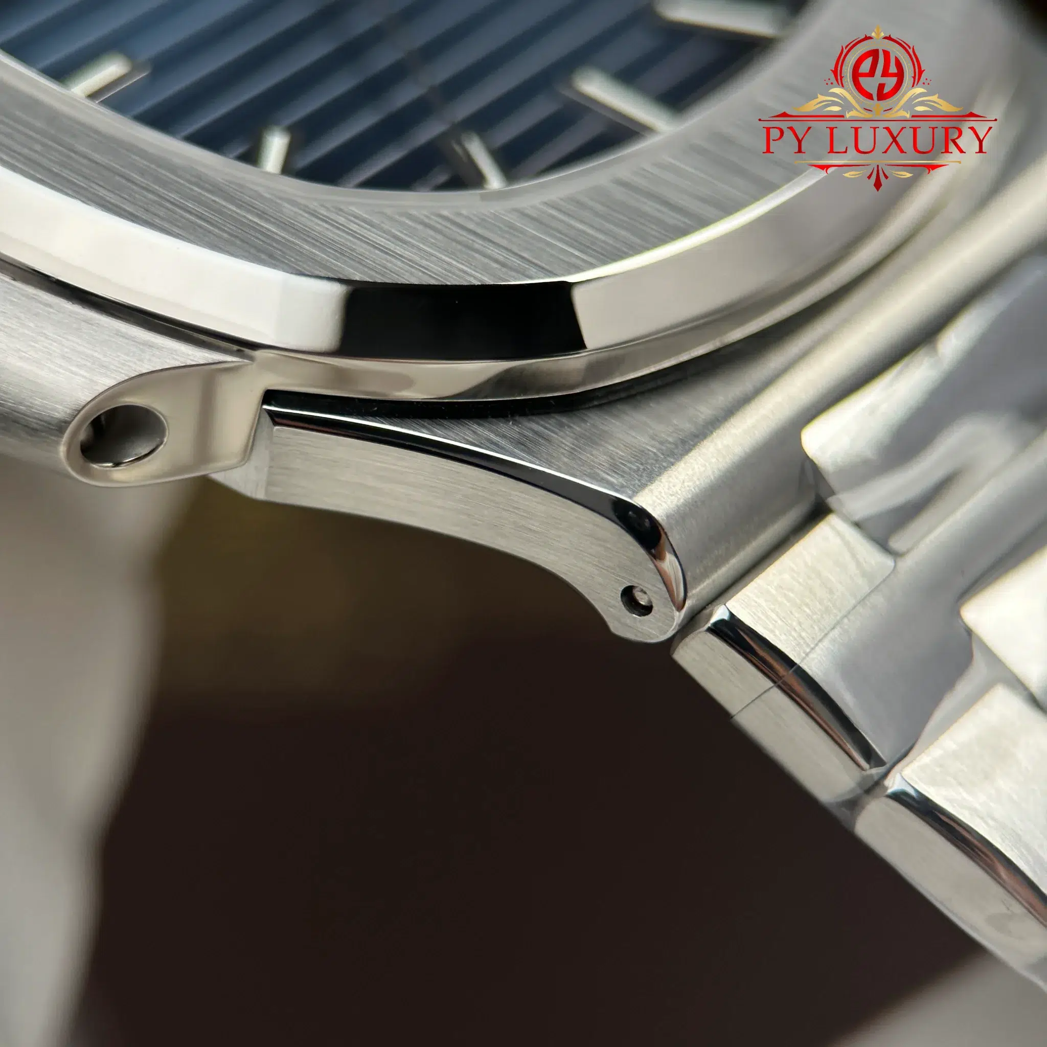 Patek Philippe Nautilus 5811 1G-001 Blue Dial Gained Weight 1 1 Best Replica - 12