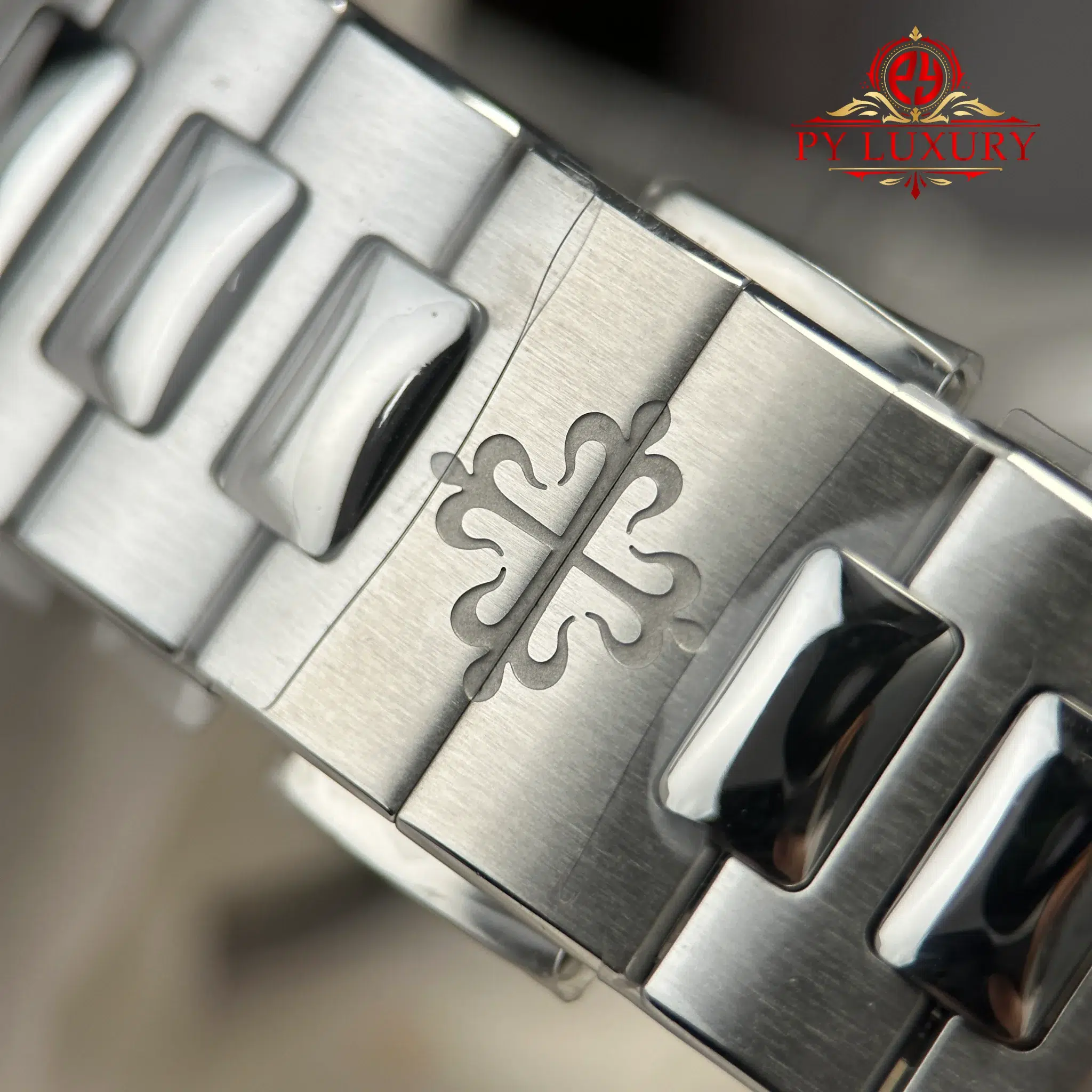 Patek Philippe Nautilus 5811 1G-001 Blue Dial Gained Weight 1 1 Best Replica - 15