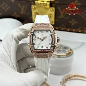 Hublot Spirit of Big Bang King Gold White Pavé Rubber Strap Replica