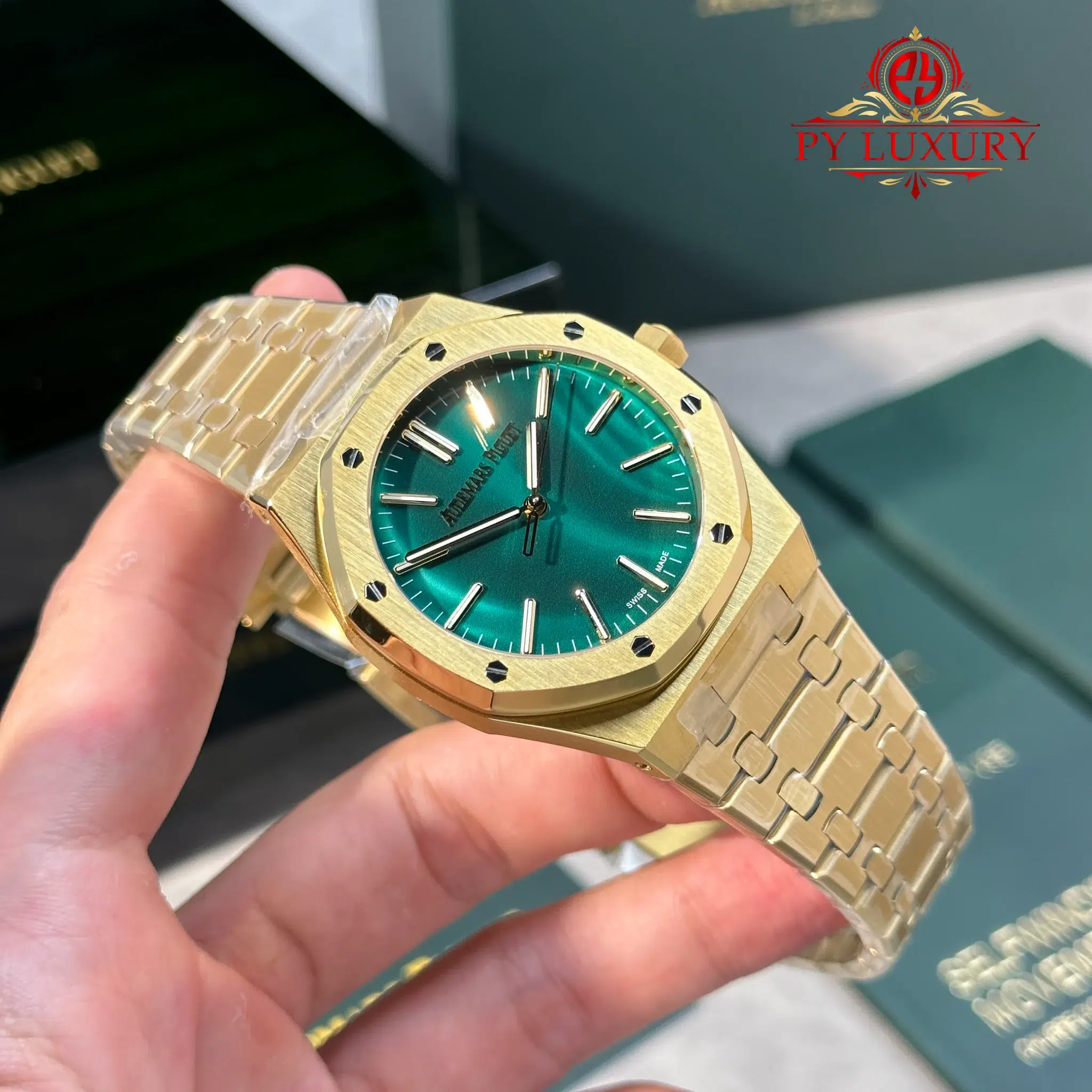Audemars Piguet Royal Oak 15513BA Yellow Gold Malachite Stone Dial Best Replica APW - 4
