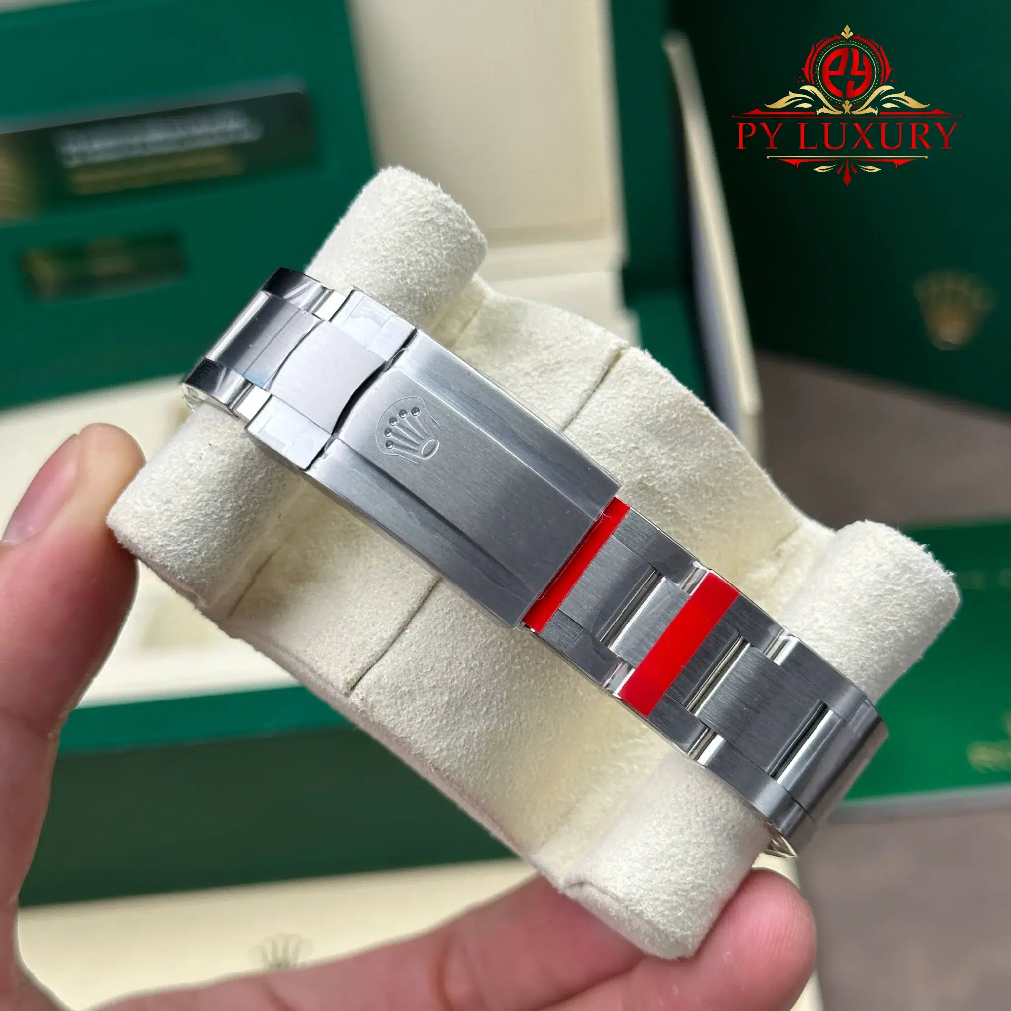 Rolex Oyster Perpetual 126000 Beige Dial Top Quality Replica VSF - 10