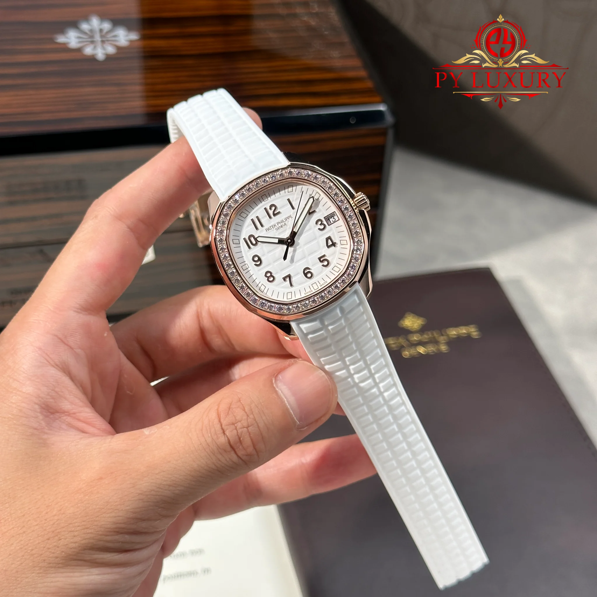 Patek Philippe Aquanaut Luce 5268 200R-001 Rose Gold White Dial Diamond Bezel - 2