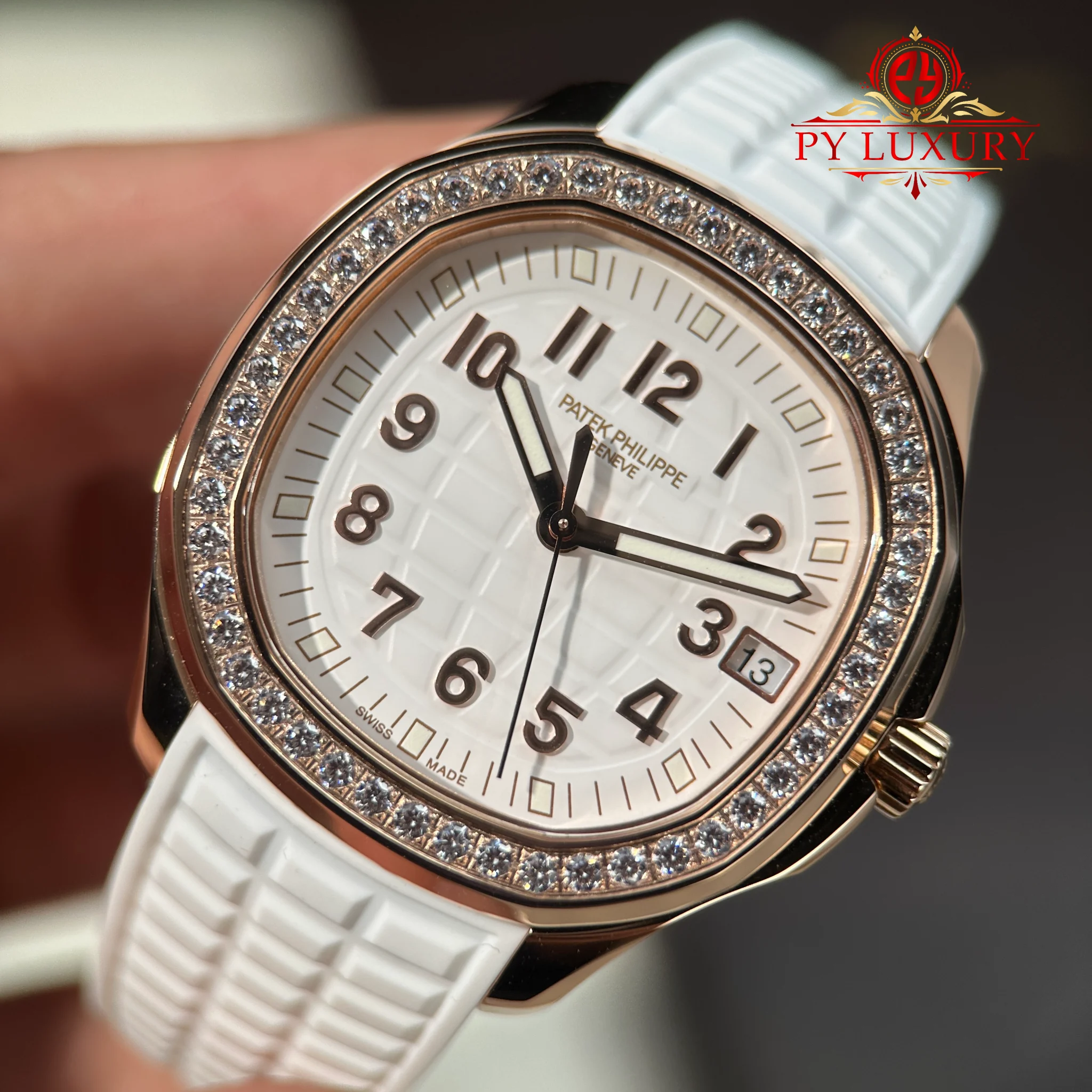 Patek Philippe Aquanaut Luce 5268 200R-001 Rose Gold White Dial Diamond Bezel - 4